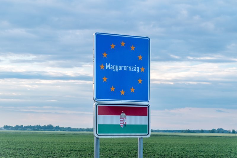 Magyarország és az EU táblák